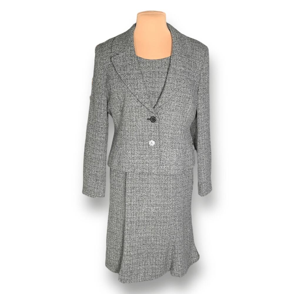 Vintage JG Hook Suit Set Sleeveless Trumpet Hem Dress Structured Blazer Petite